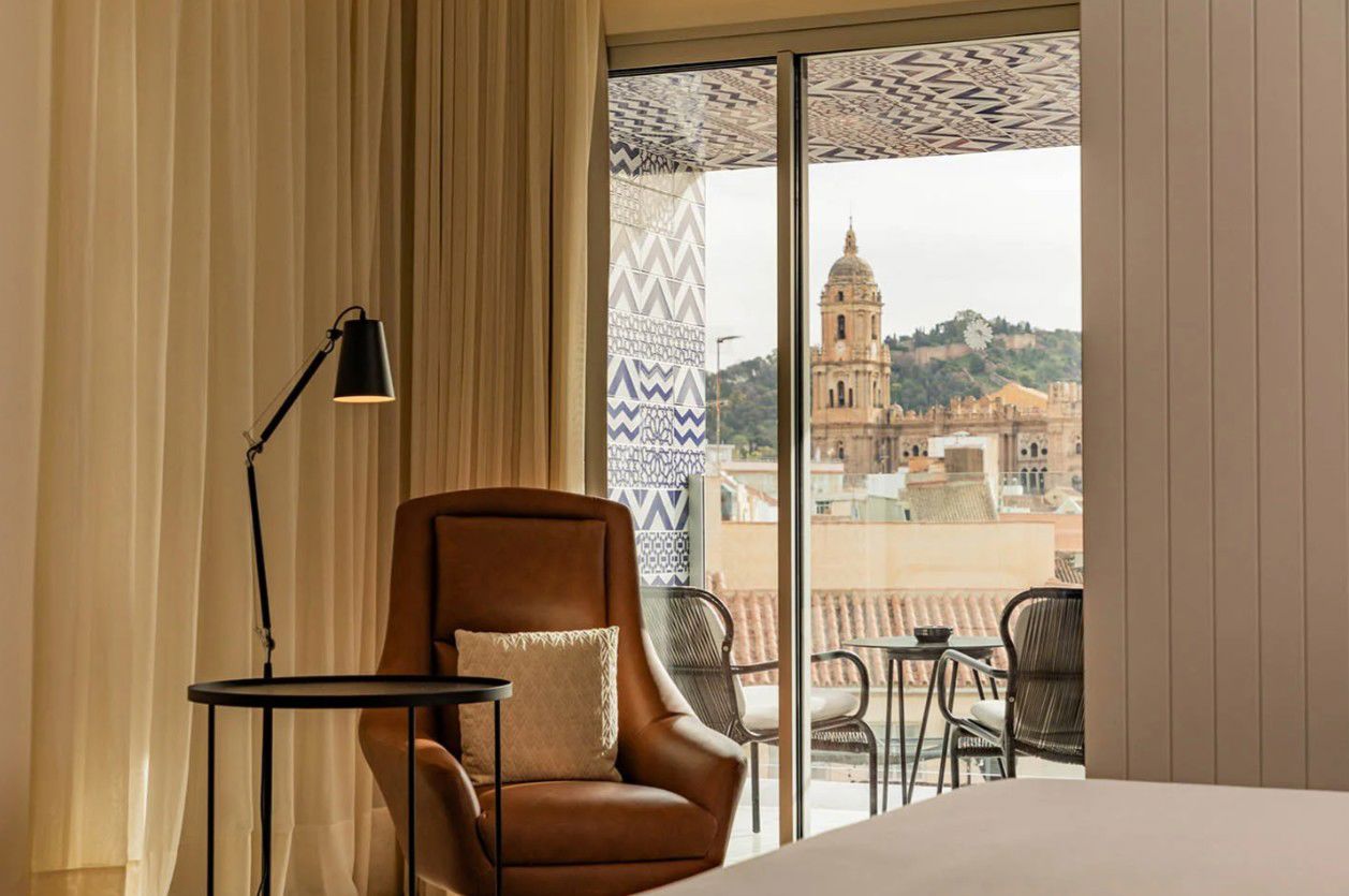 H10 Croma Malaga