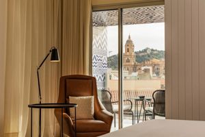 H10 Croma Malaga