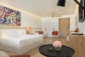 H10 Croma Malaga