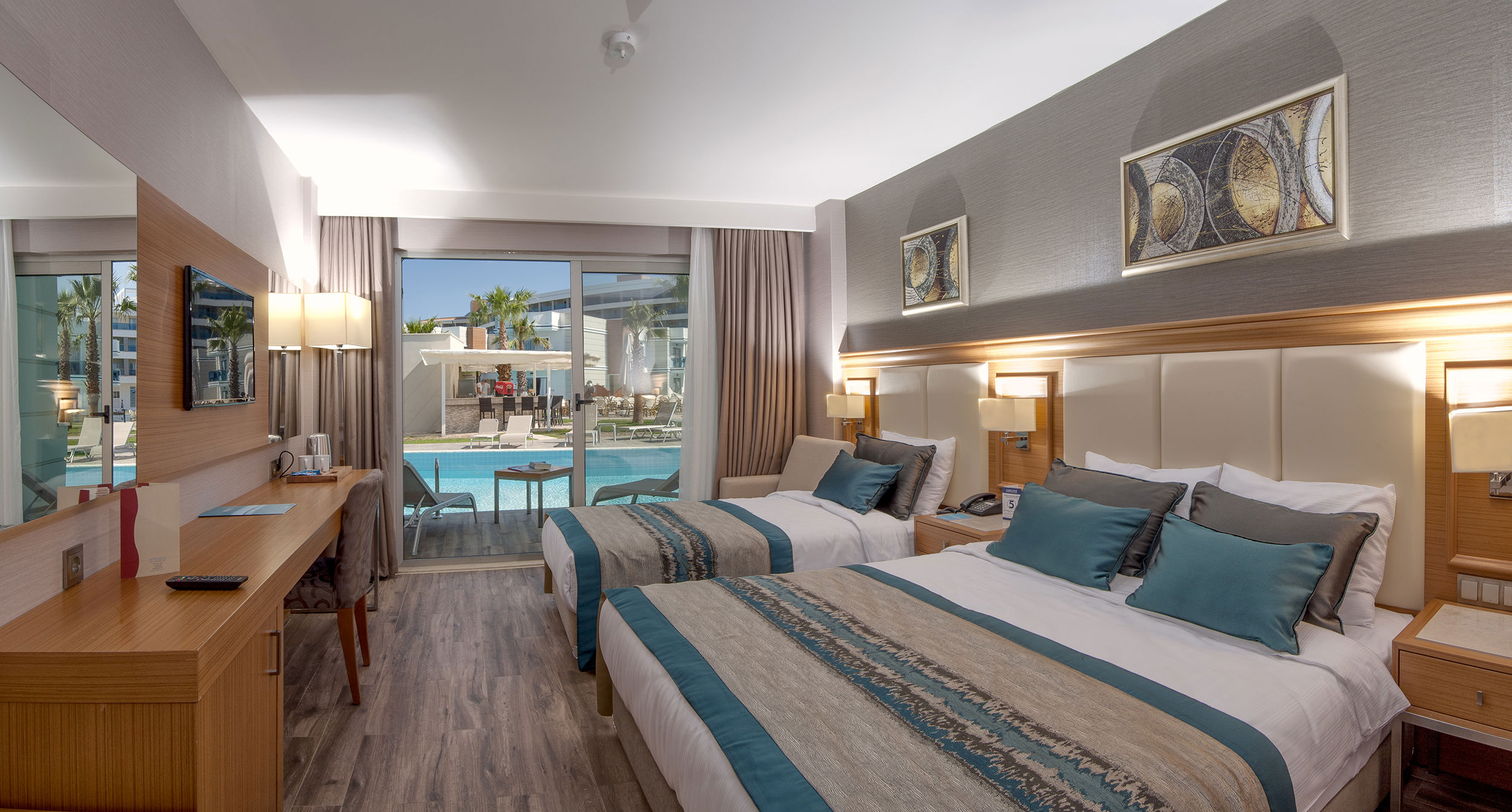 Aquasis De Luxe Resort & Spa