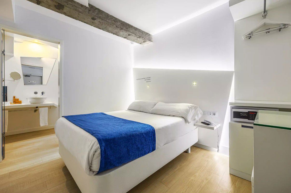 bh-atarazanas-malaga-boutique-hotel