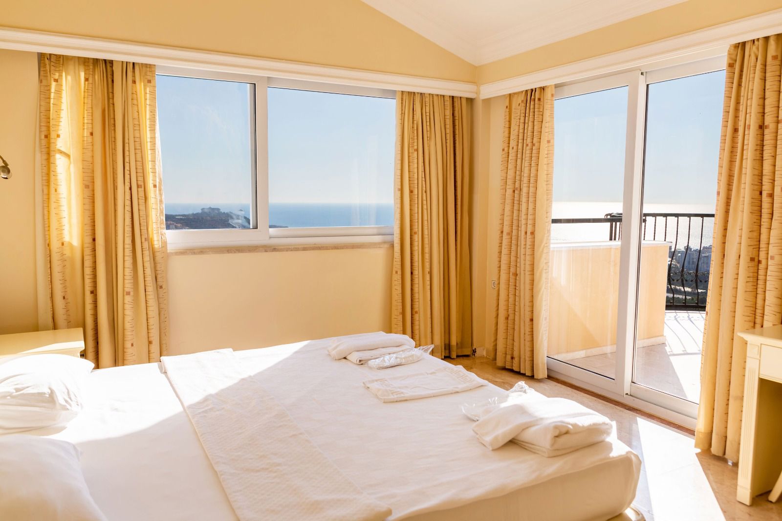 Goldcity Villas