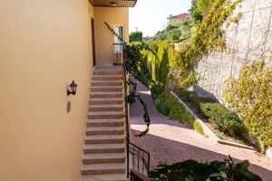Goldcity Villas