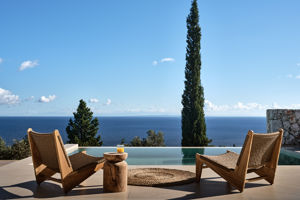 Thelxis Suites One