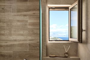 Thelxis Suites One