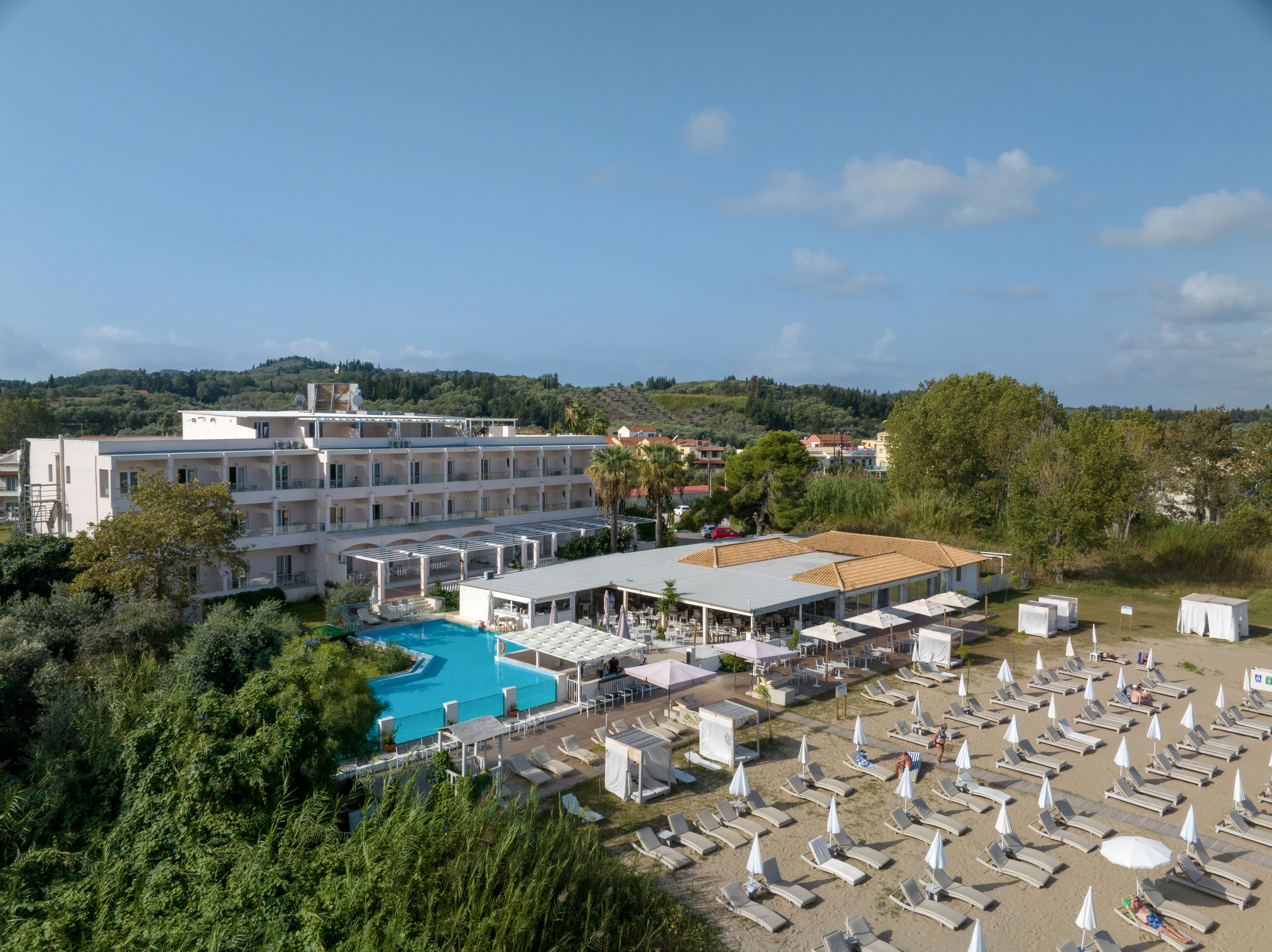 Cavomarina Beach