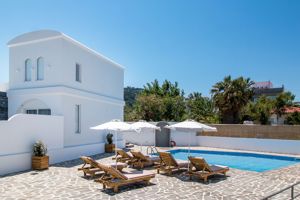 Alexander Studios & Suites