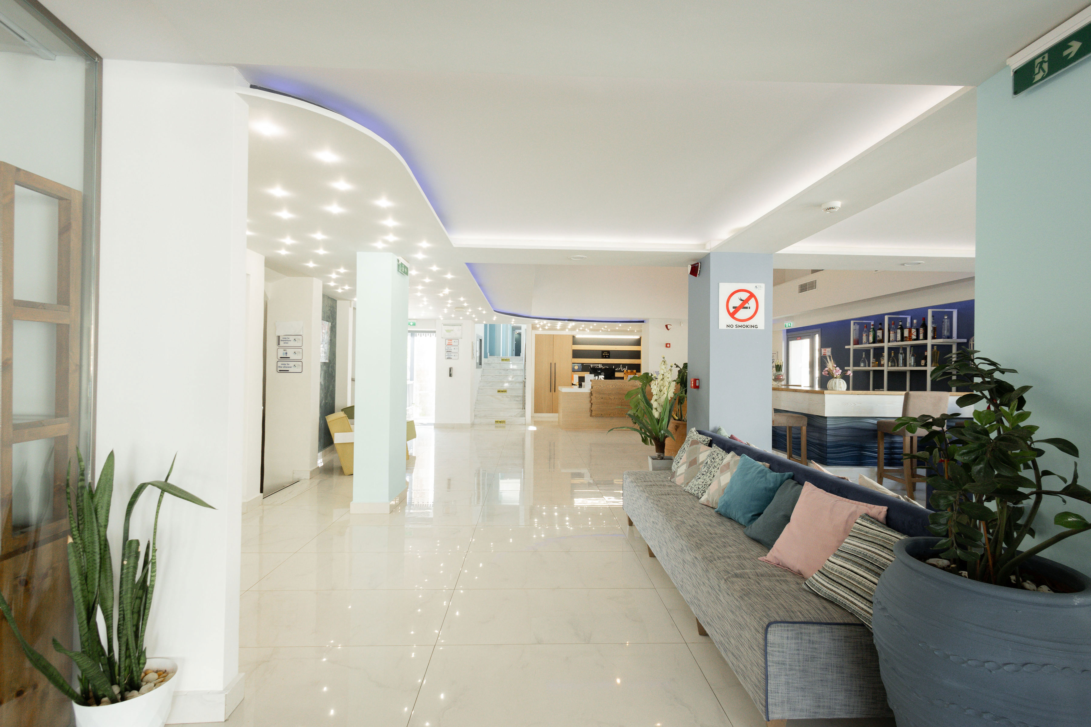 Pollis Hotel
