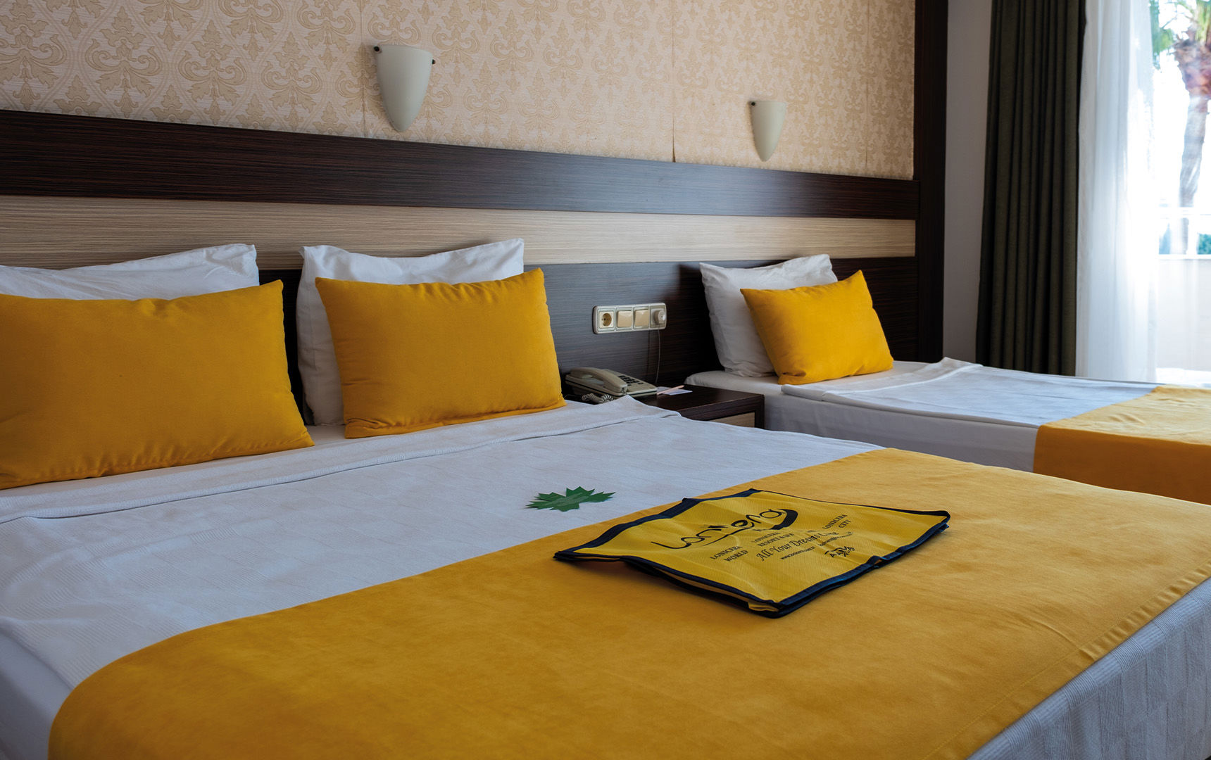 Lonicera World Hotel