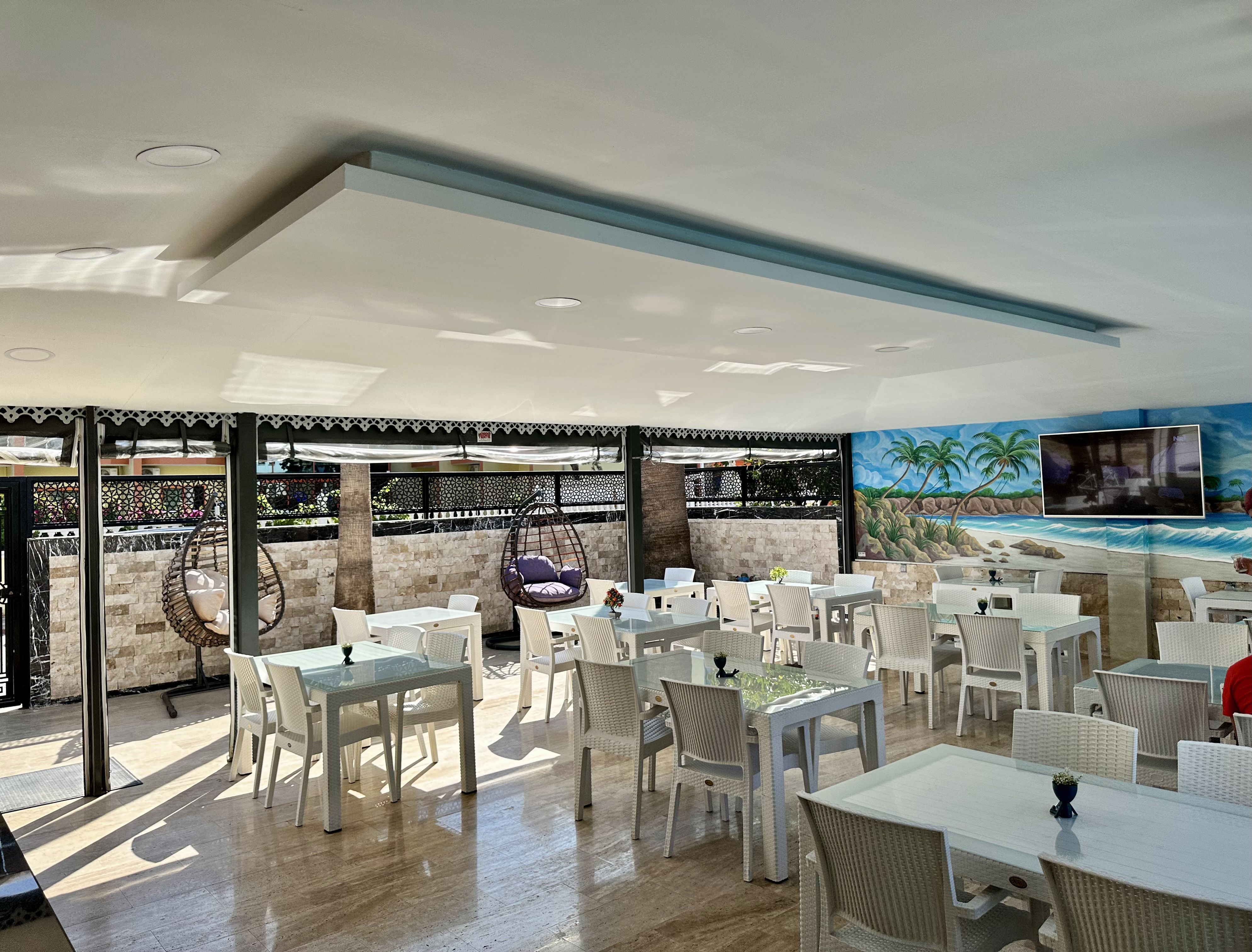 Jest Otel