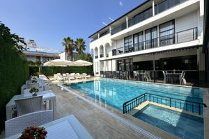 Jest Otel