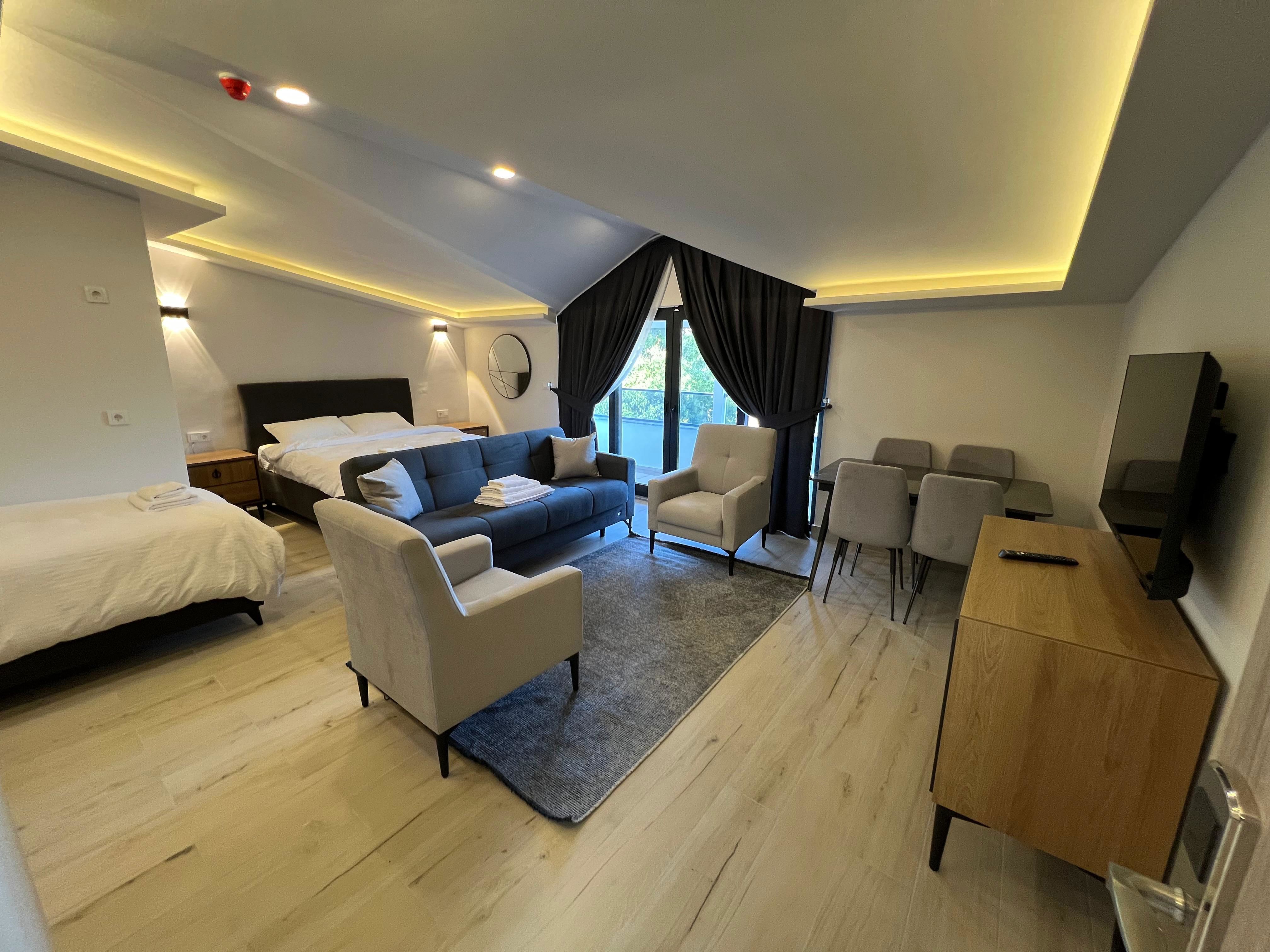 Jest Otel