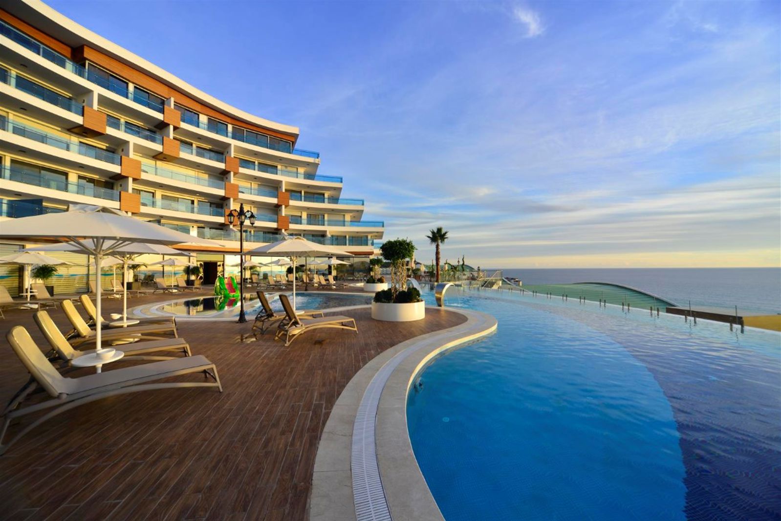 Elite Luxury Suite & Spa - hovedbillede