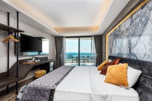 Elite Luxury Suite & Spa 