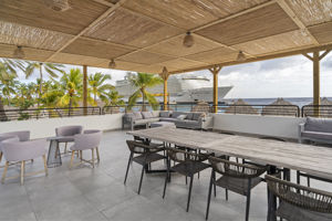 The Don Cigar lounge