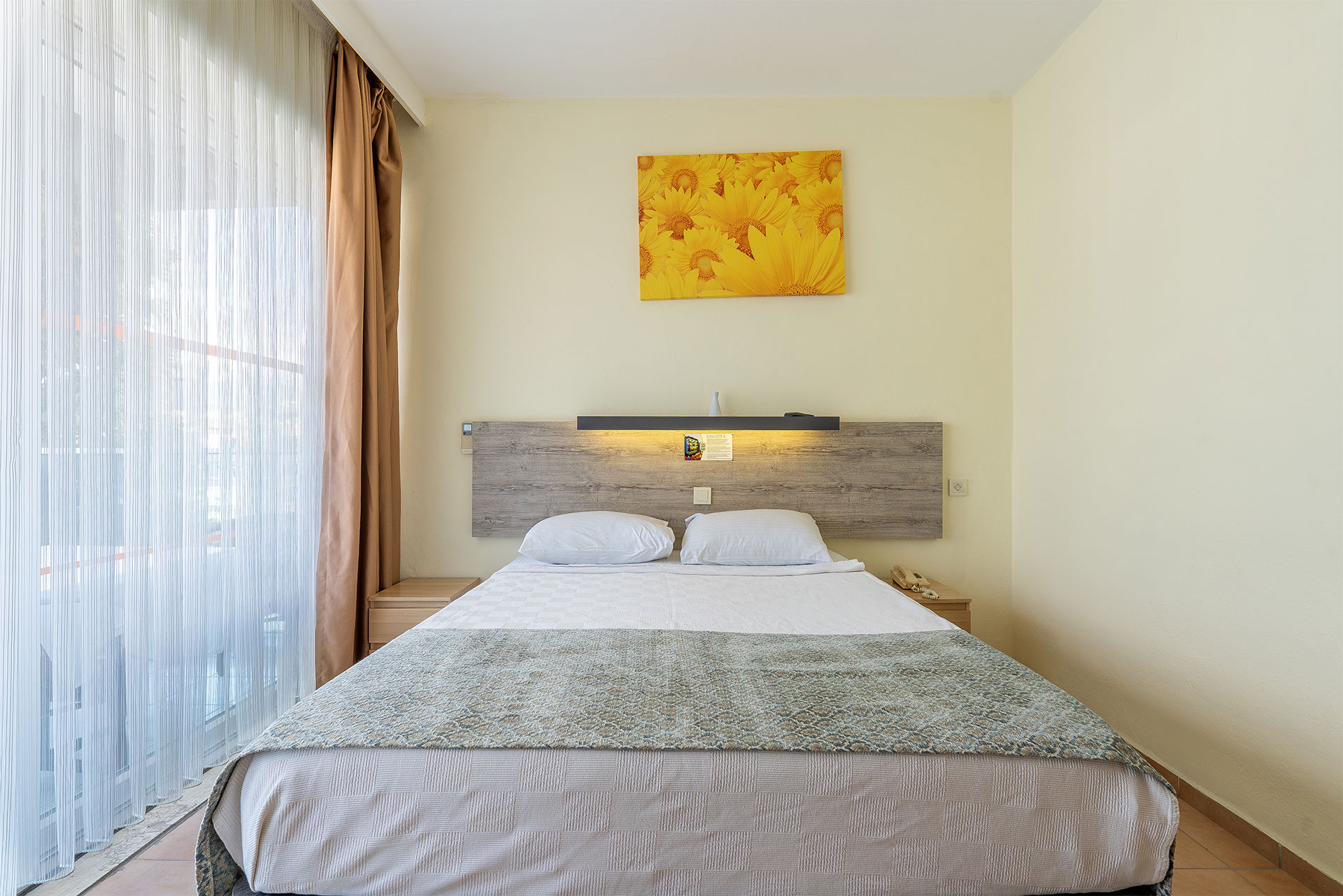 Gallion Hotel