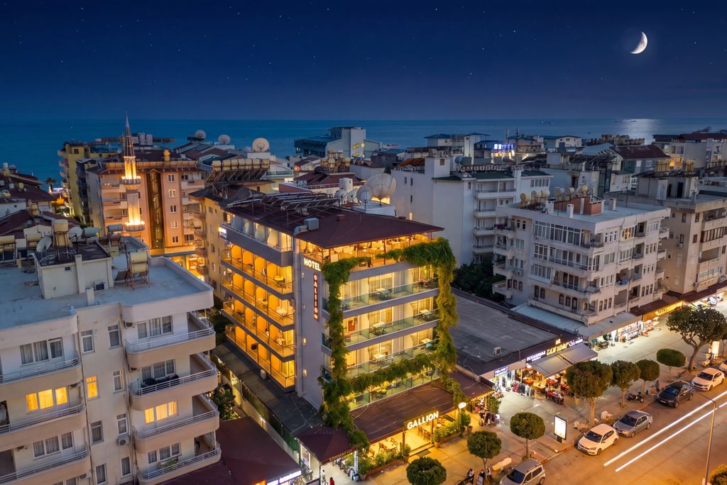 Gallion Hotel