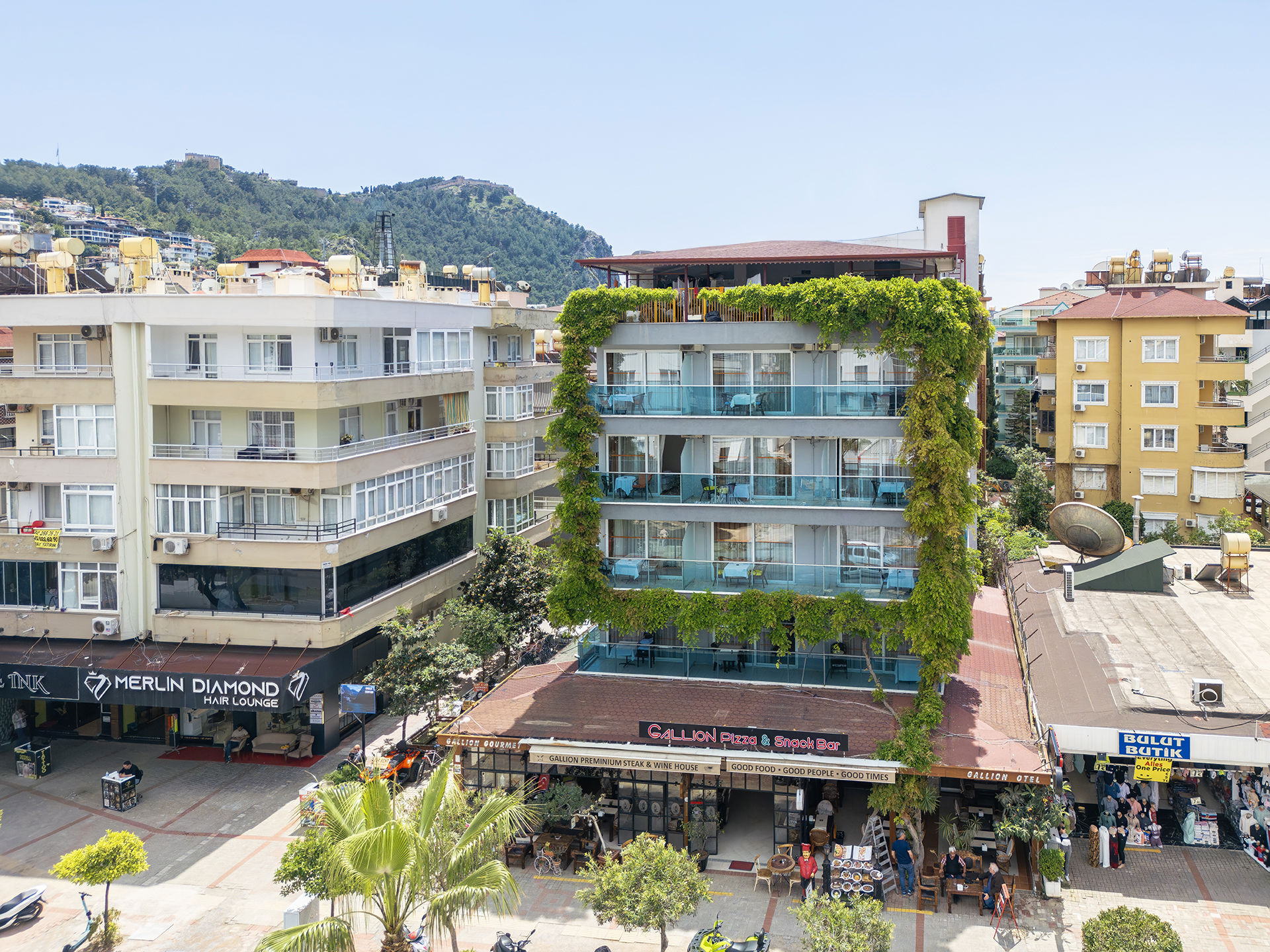 Gallion Hotel