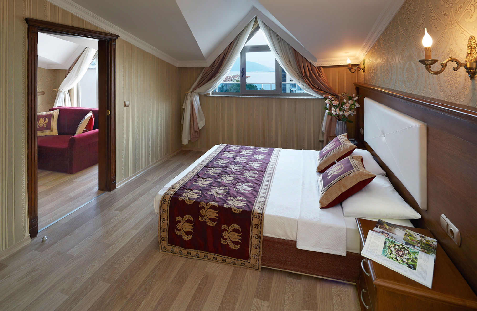 Emre Hotel & Emre Beach