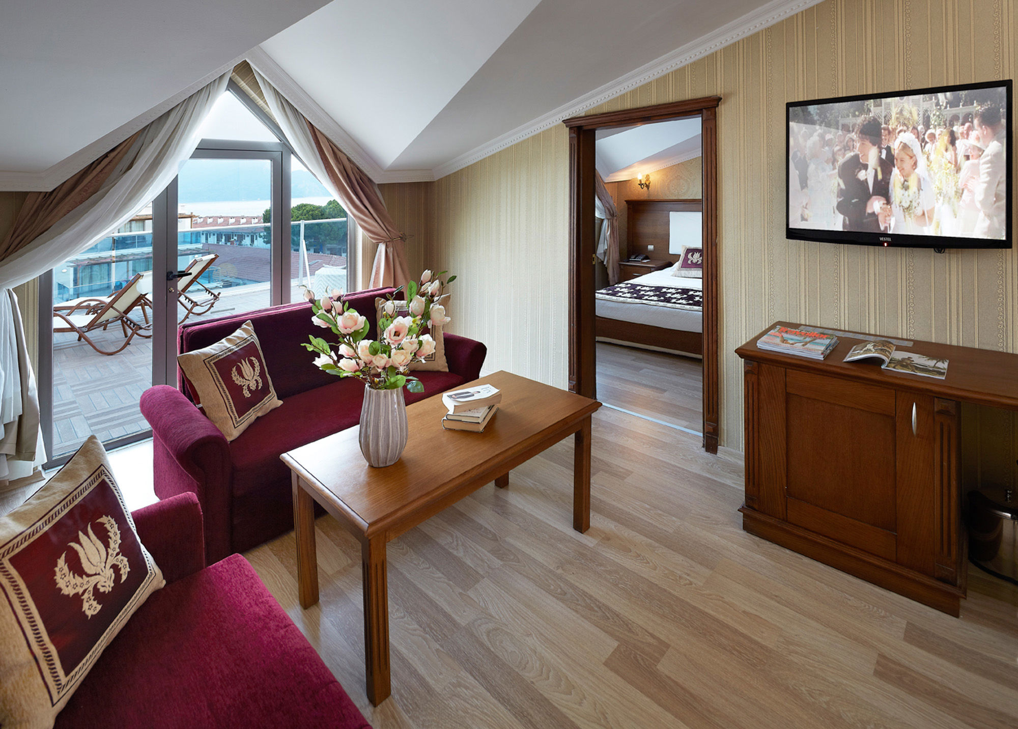 Emre Hotel & Emre Beach