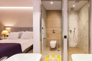 Blue Lagoon City Hotel 