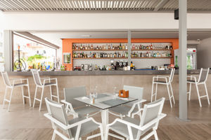 Blue Lagoon City Hotel 