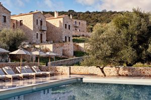 100 Rizes Seaside Resort