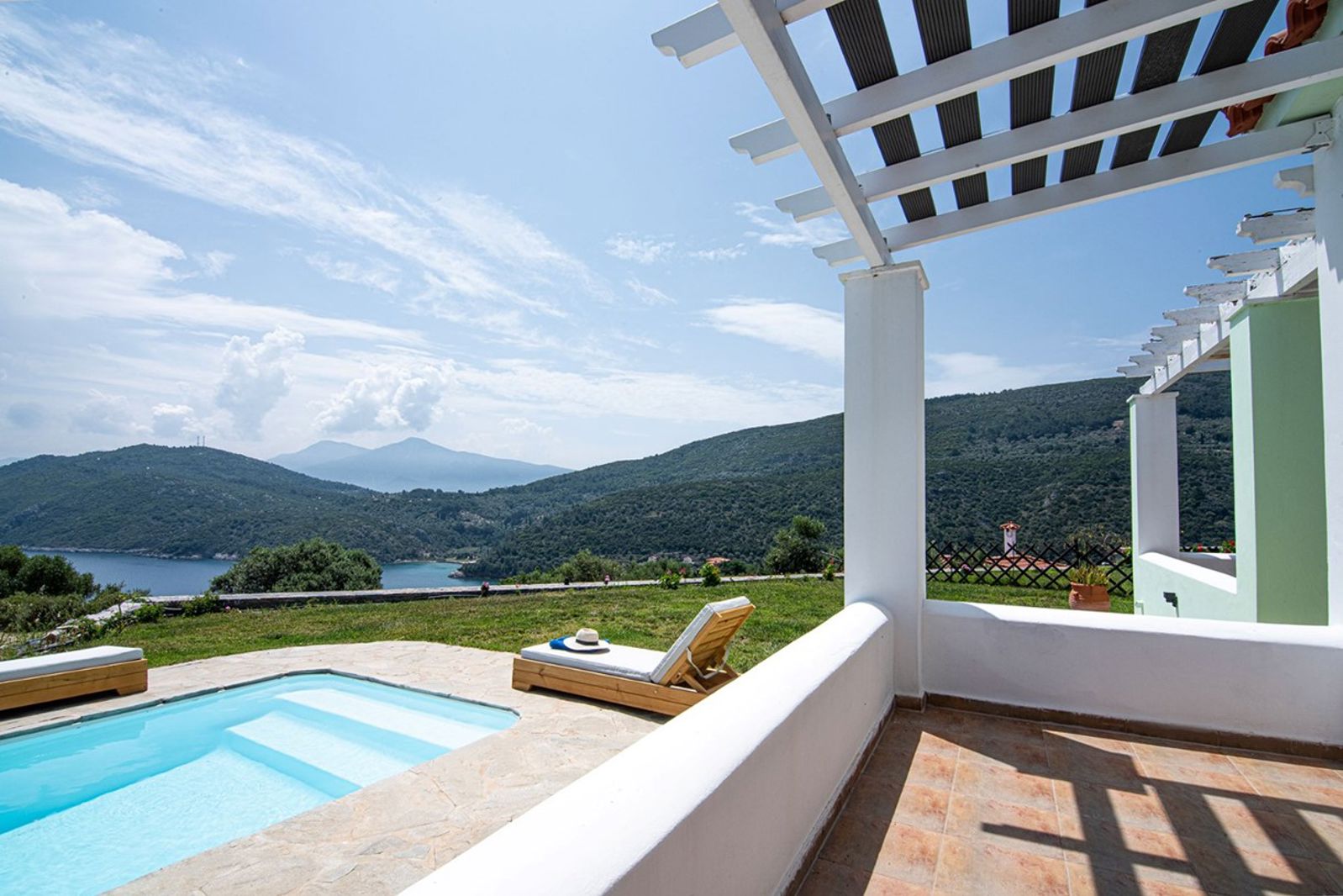 Nafsika Villas (Petra Mare Village)