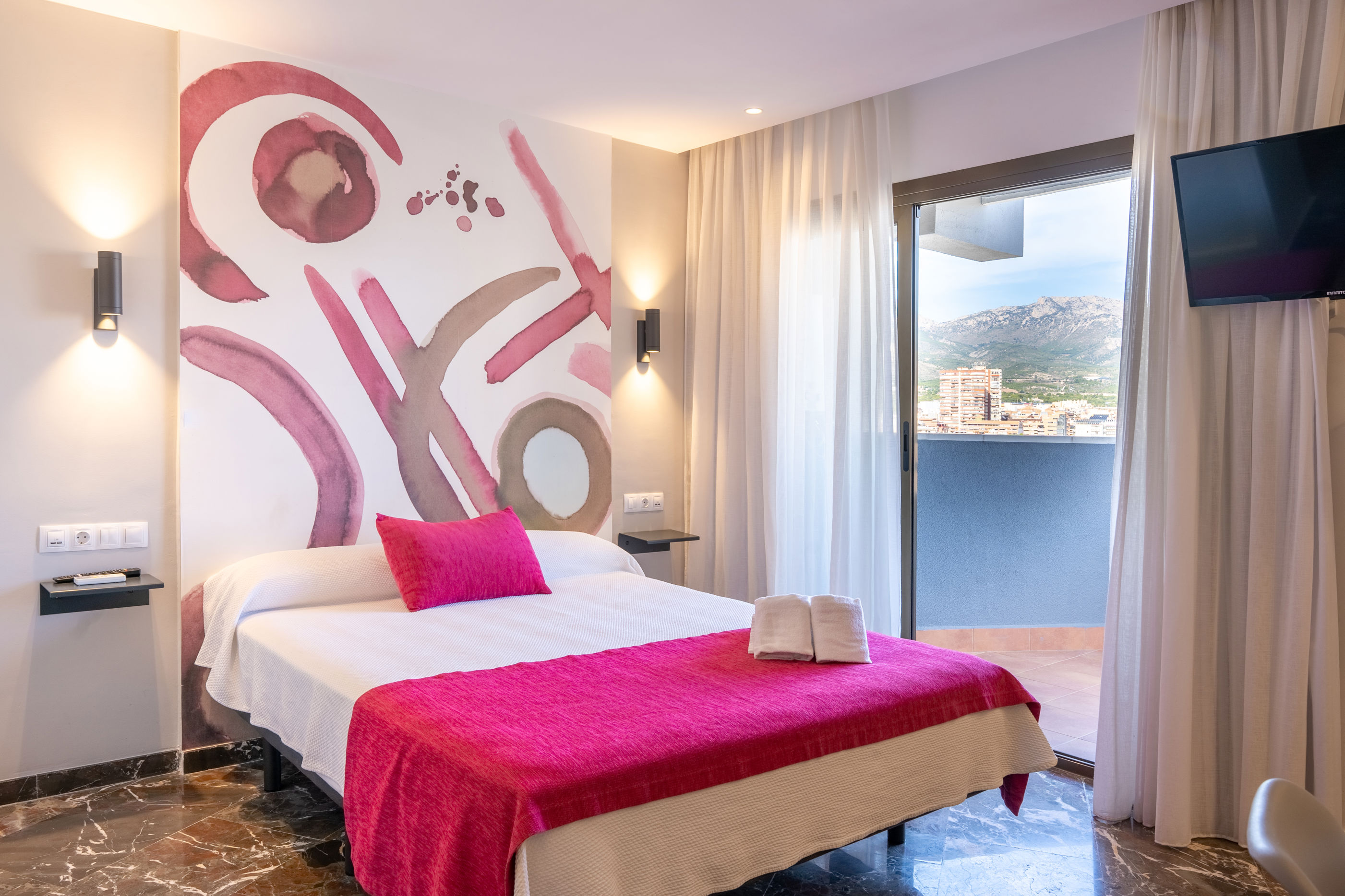 San Jaime Center Suites