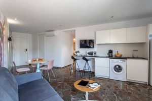 San Jaime Center Suites