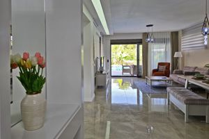 Woonvoorbeeld 4-kamervilla met prive zwembad