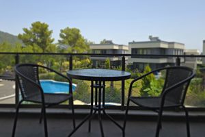 Woonvoorbeeld 4-kamervilla met prive zwembad