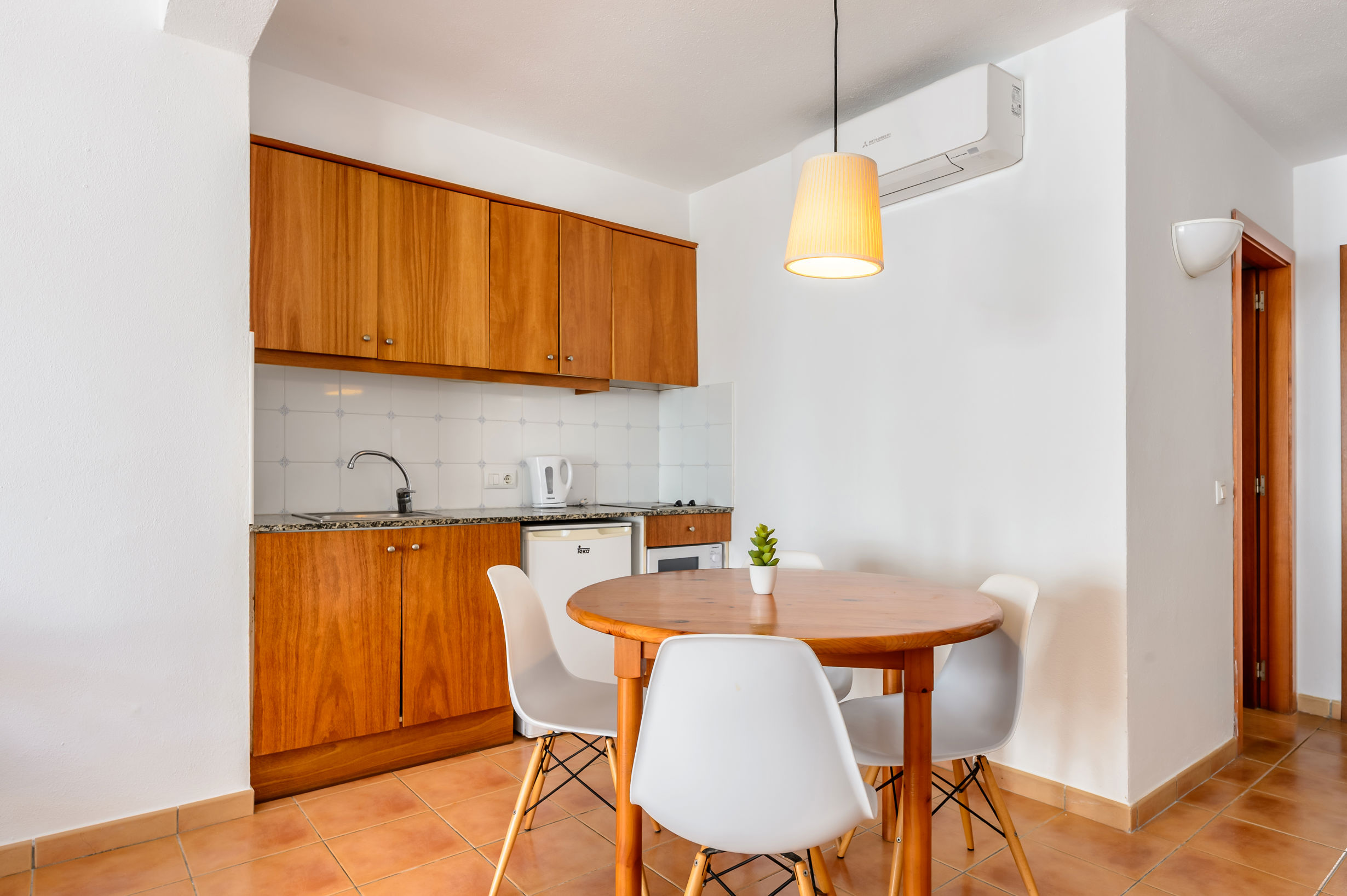 Vibra Blanc Cottage