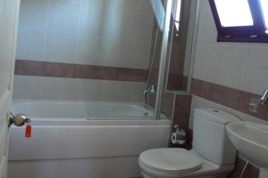 Woonvoorbeeld 4-kamervilla met prive zwembad