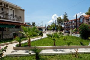 Hotel Perkes Complex