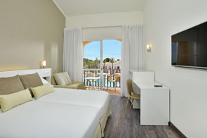 Woonvoorbeeld Standaardkamer zwembadzicht