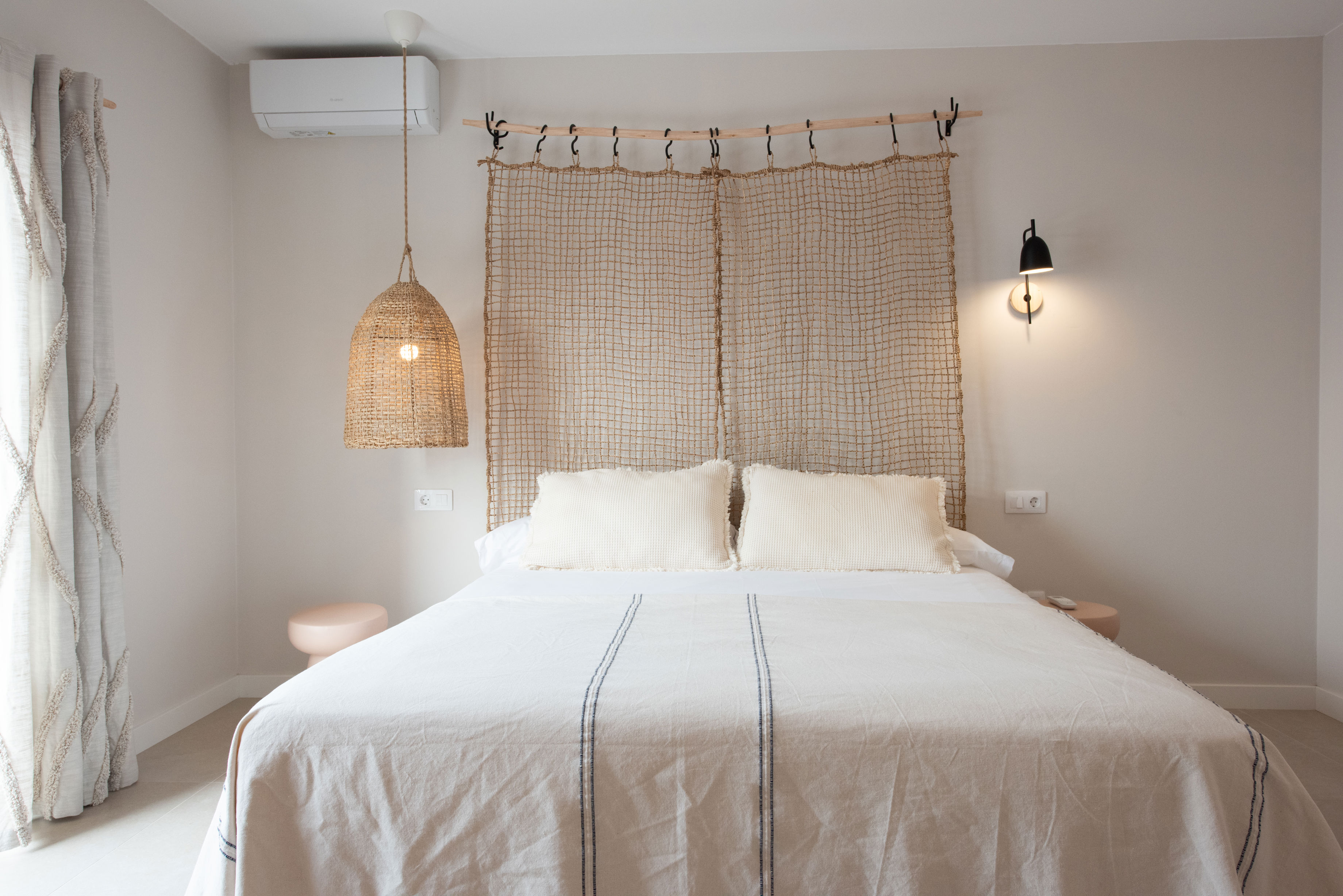 Ereza Villas White Homes
