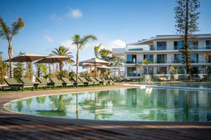 Castelo Suites Hotel