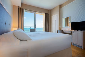 Woonvoorbeeld standaardkamer zeezicht