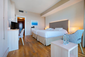 Woonvoorbeeld standaardkamer zeezicht