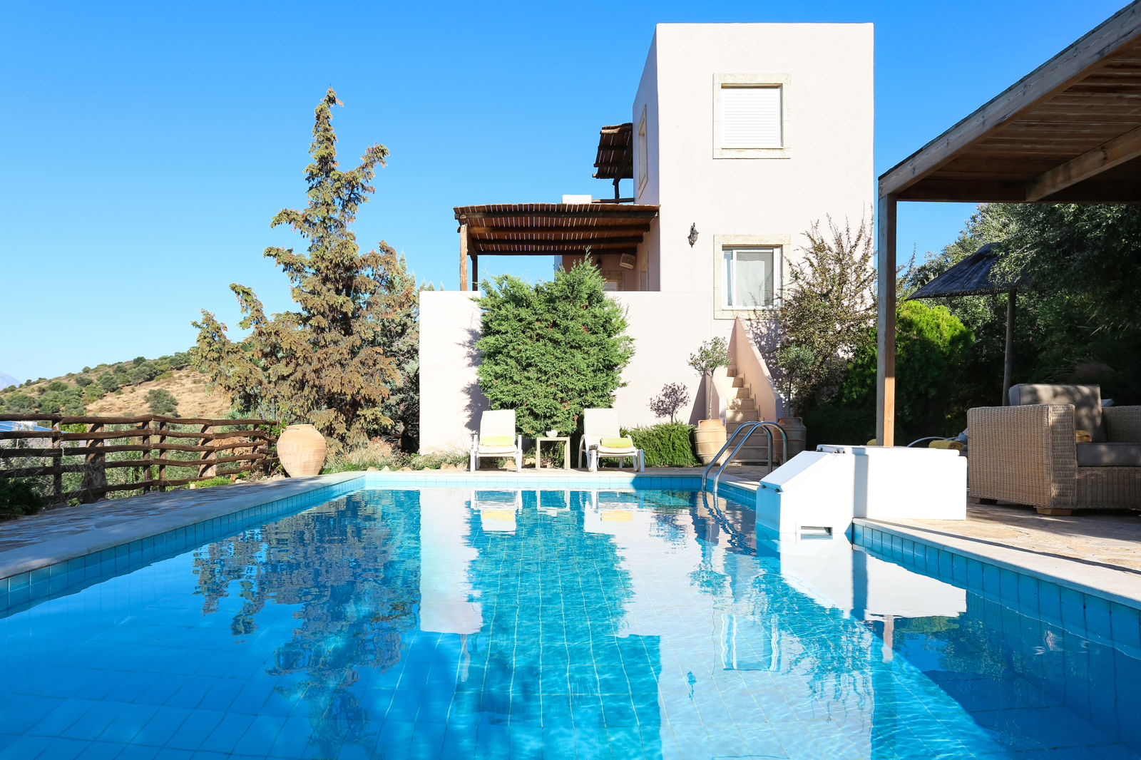 Villa Listaros