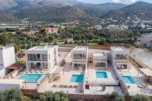 Sokratis LocoLux Villas & Suites