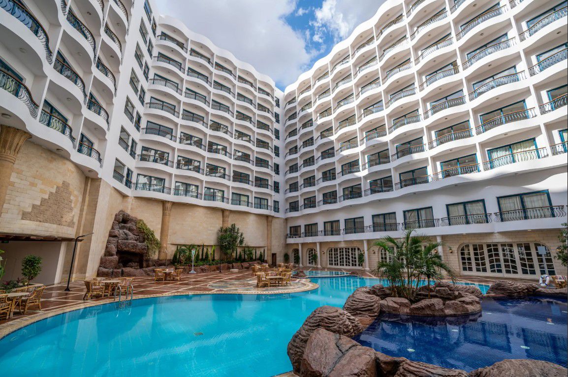 Azal Pyramids Hotel