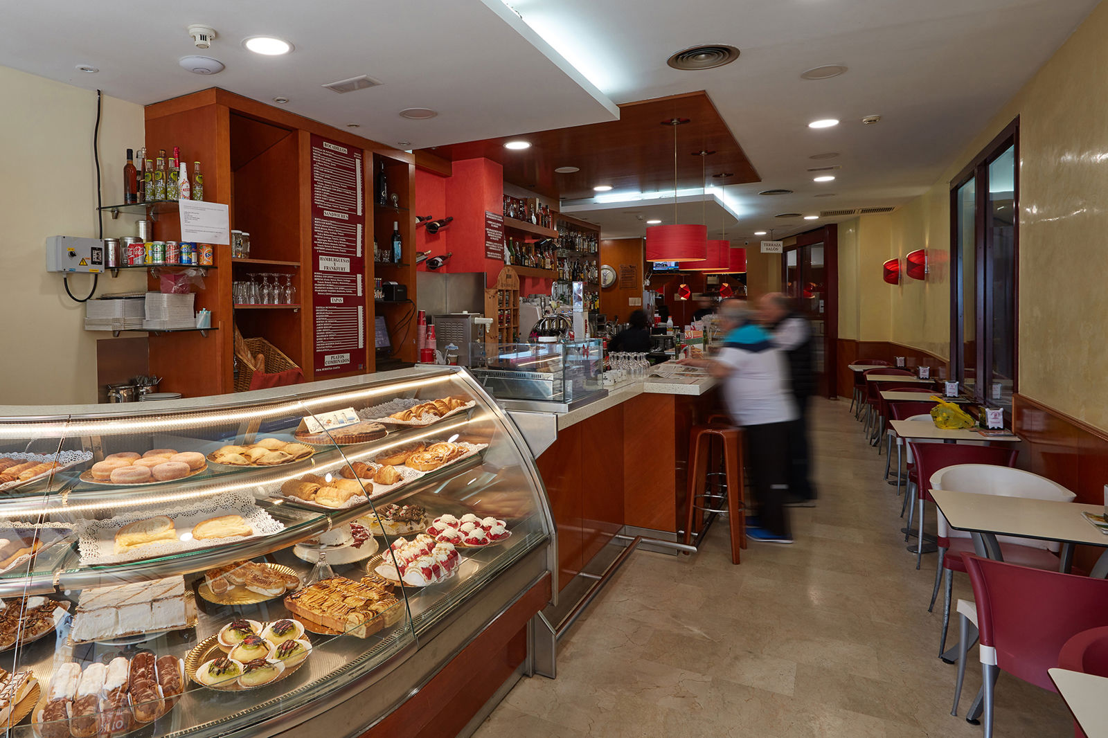 Milords Suites slide 4