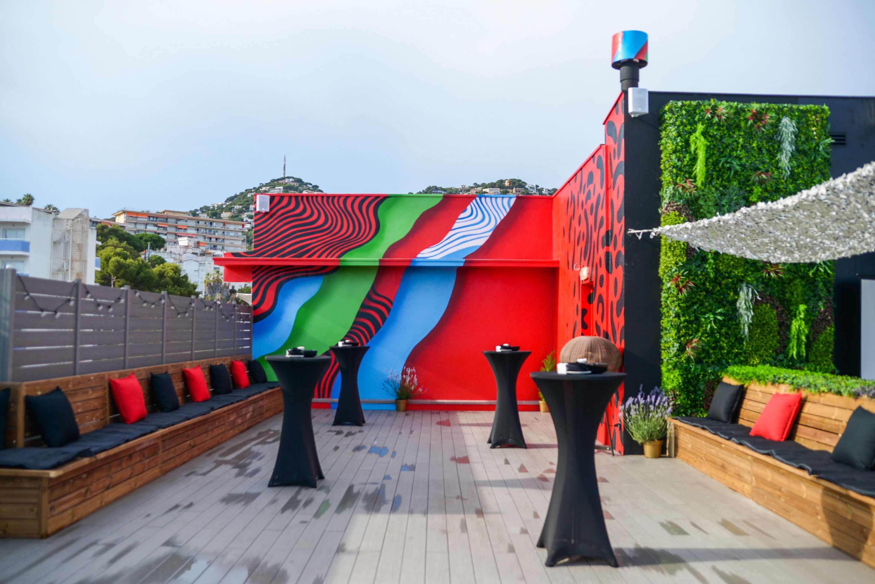Lloret Vibe by Fergus