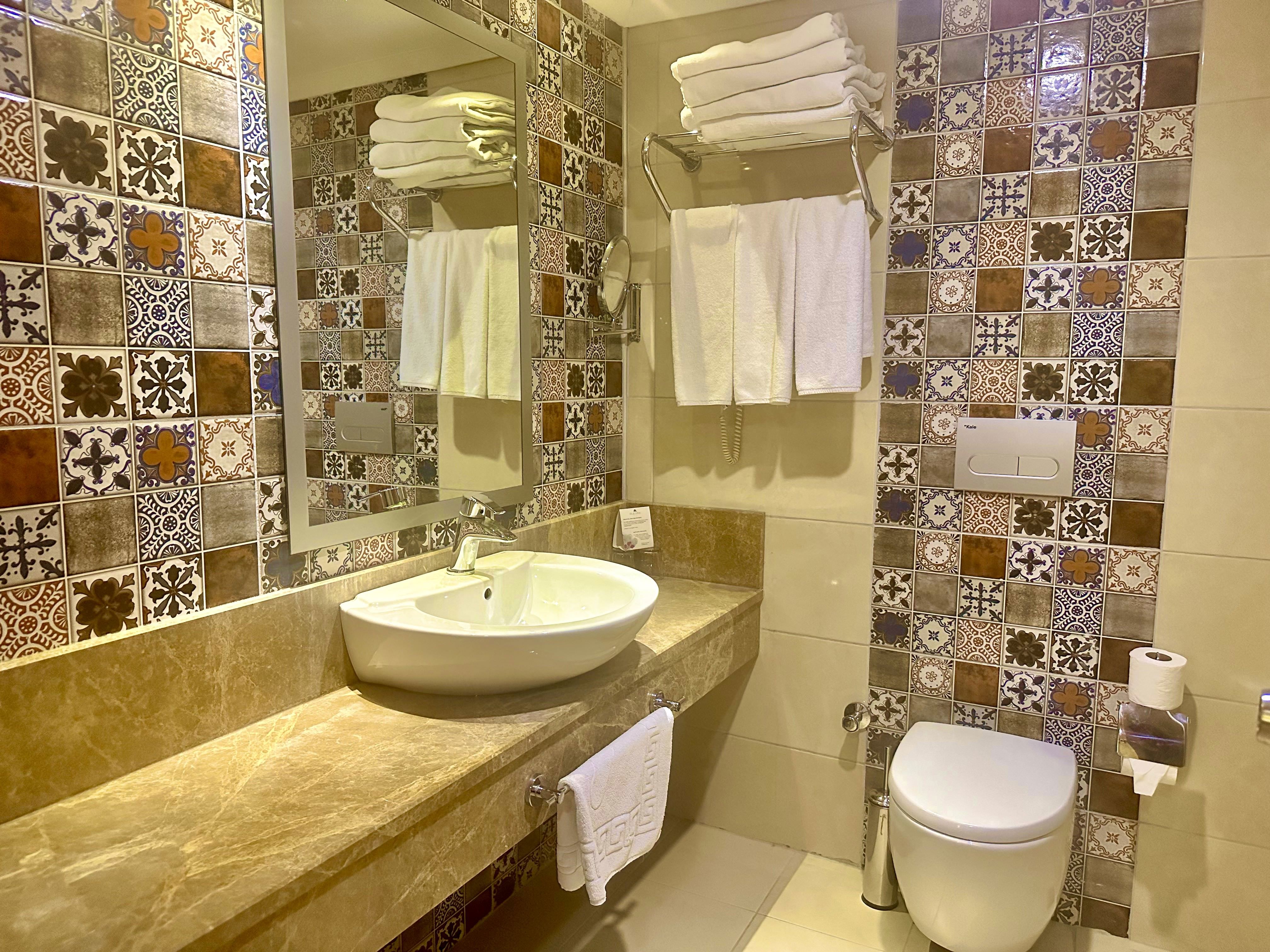 Blue Wave Suite Hotel