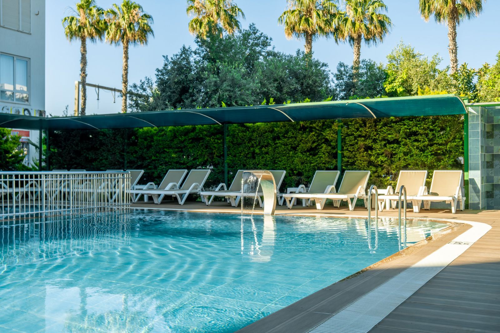 Bora Bora Butik Hotel slide 2