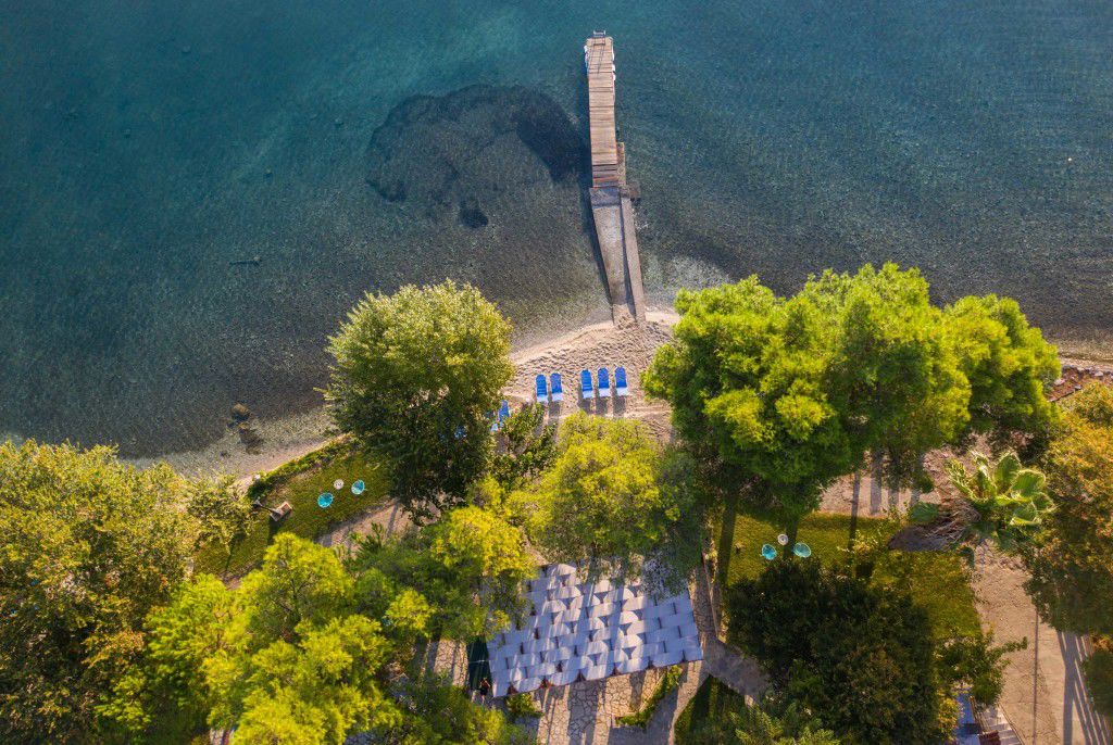 Flisvos Seaside Apartment