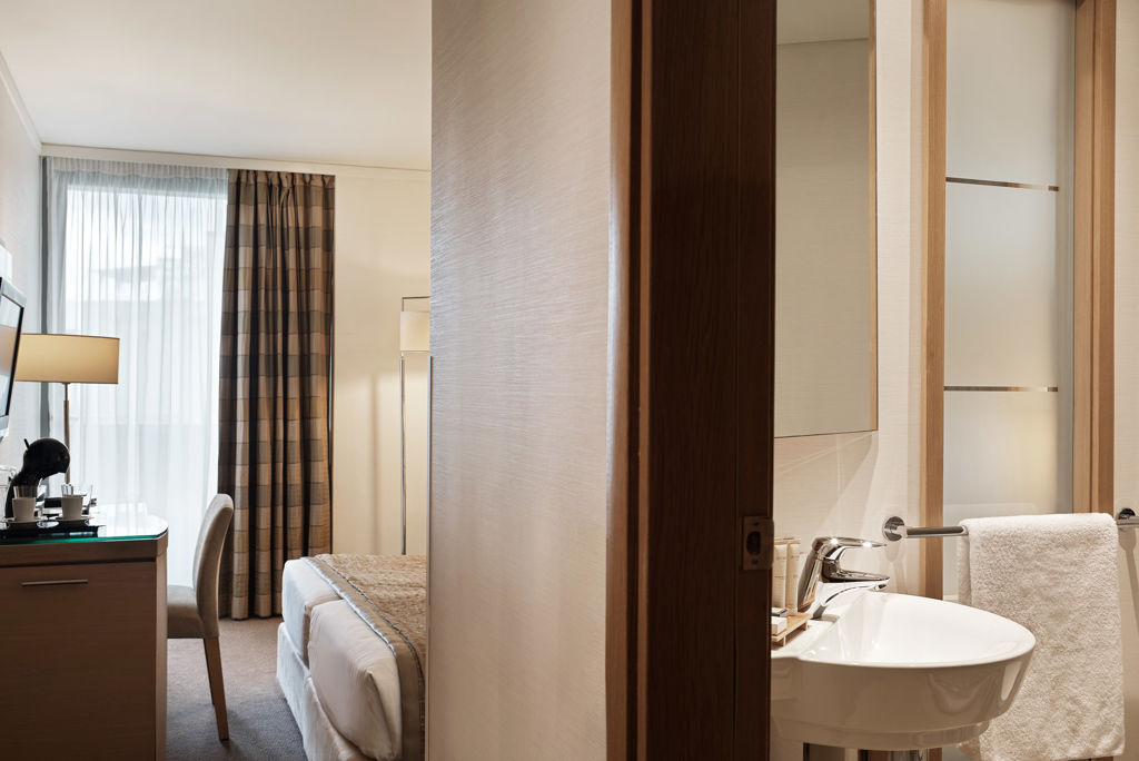 Galaxy Hotel