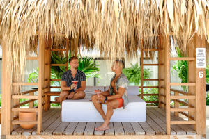 The Rif at Mangrove Beach Vandaag Inside / De Oranjezomer